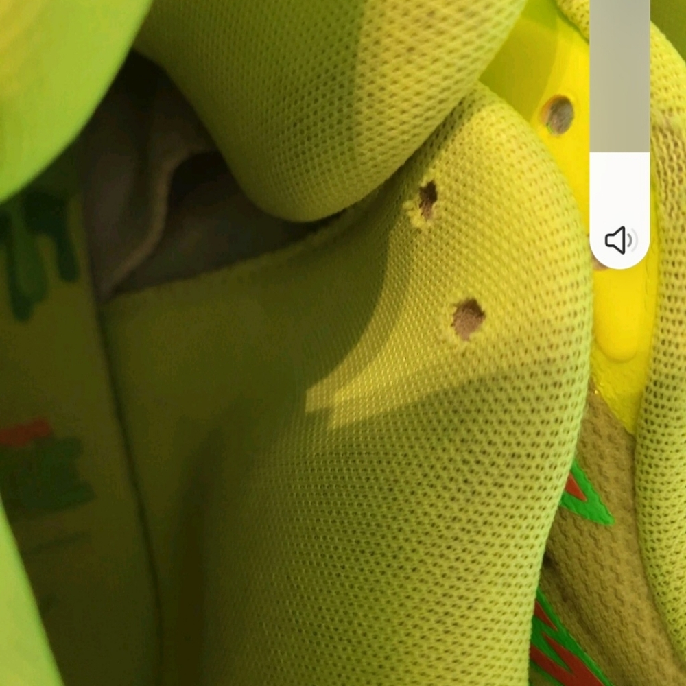 Size 7 - PUMA Nickelodeon x MB.02 Slime Mello - Picture 4 of 12